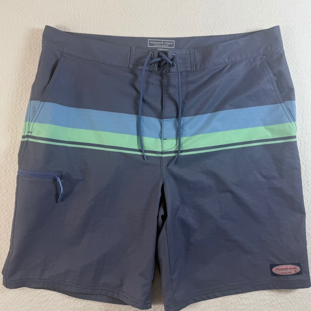 Vineyard Vines Board Shorts Mens 38 Performance Striped Gray Swim Trunks